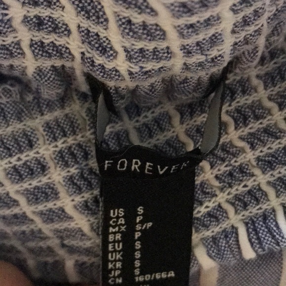 Forever 21 shorts - Picture 2 of 3
